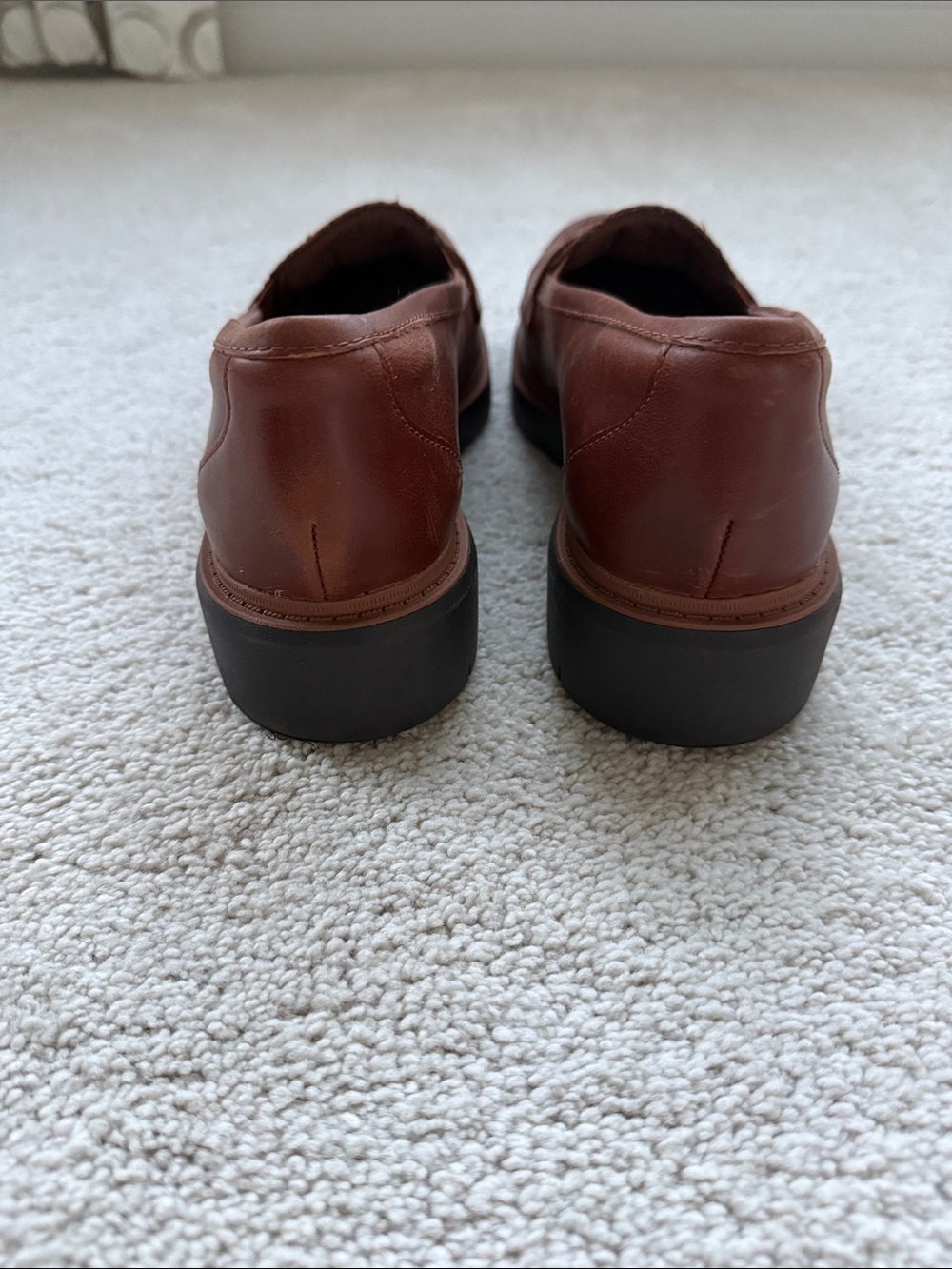 Clarks Women’s Leather Tassel Loafers - Picture 3 of 5